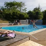 Le Cap Hornu Отель