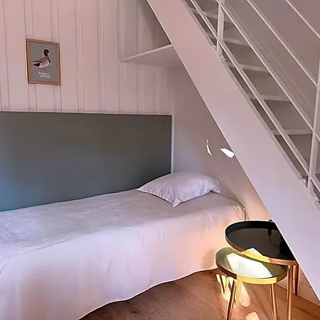 Le Cap Hornu Hotel 3*