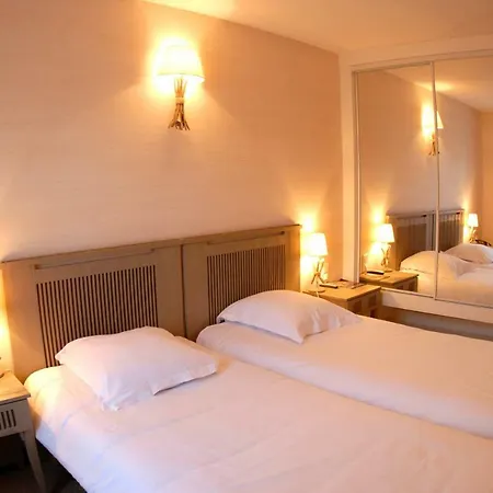 Le Cap Hornu Hotel 3*
