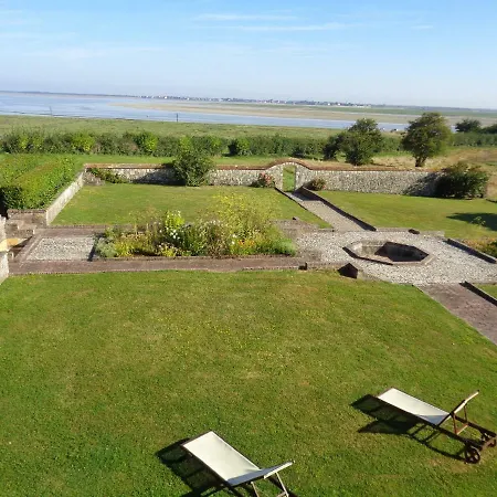 Le Cap Hornu מלון